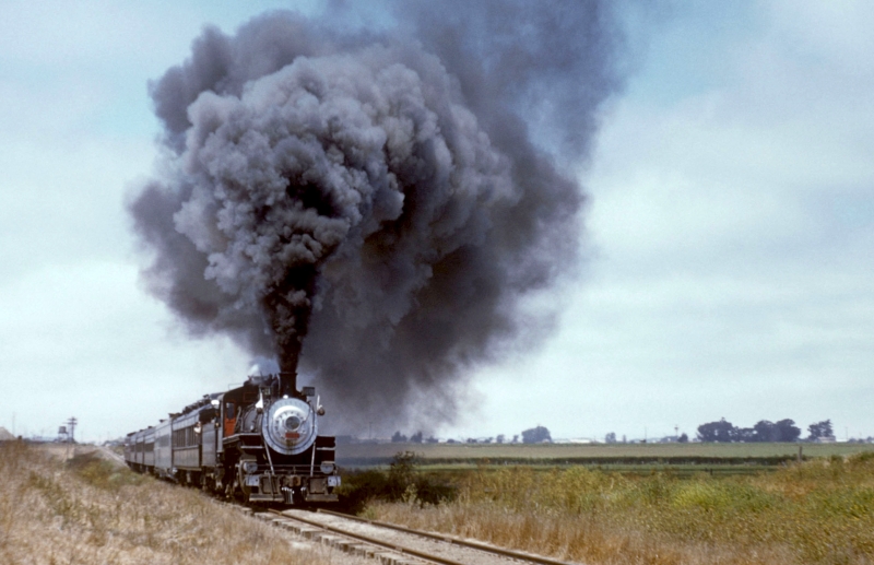 SMVRR #21 special train under steam from Los Angeles